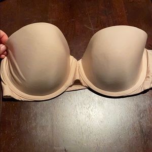 Victoria’s Secret 36C Strapless Bra